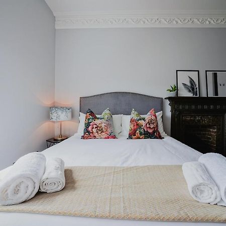 Classic Paddington 2-Bedroom Apartment London Exteriör bild